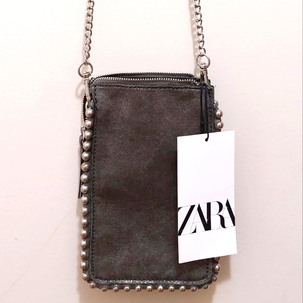 NWT Zara Gray Phonecase With Stud Detail + Metal Crossbody Strap